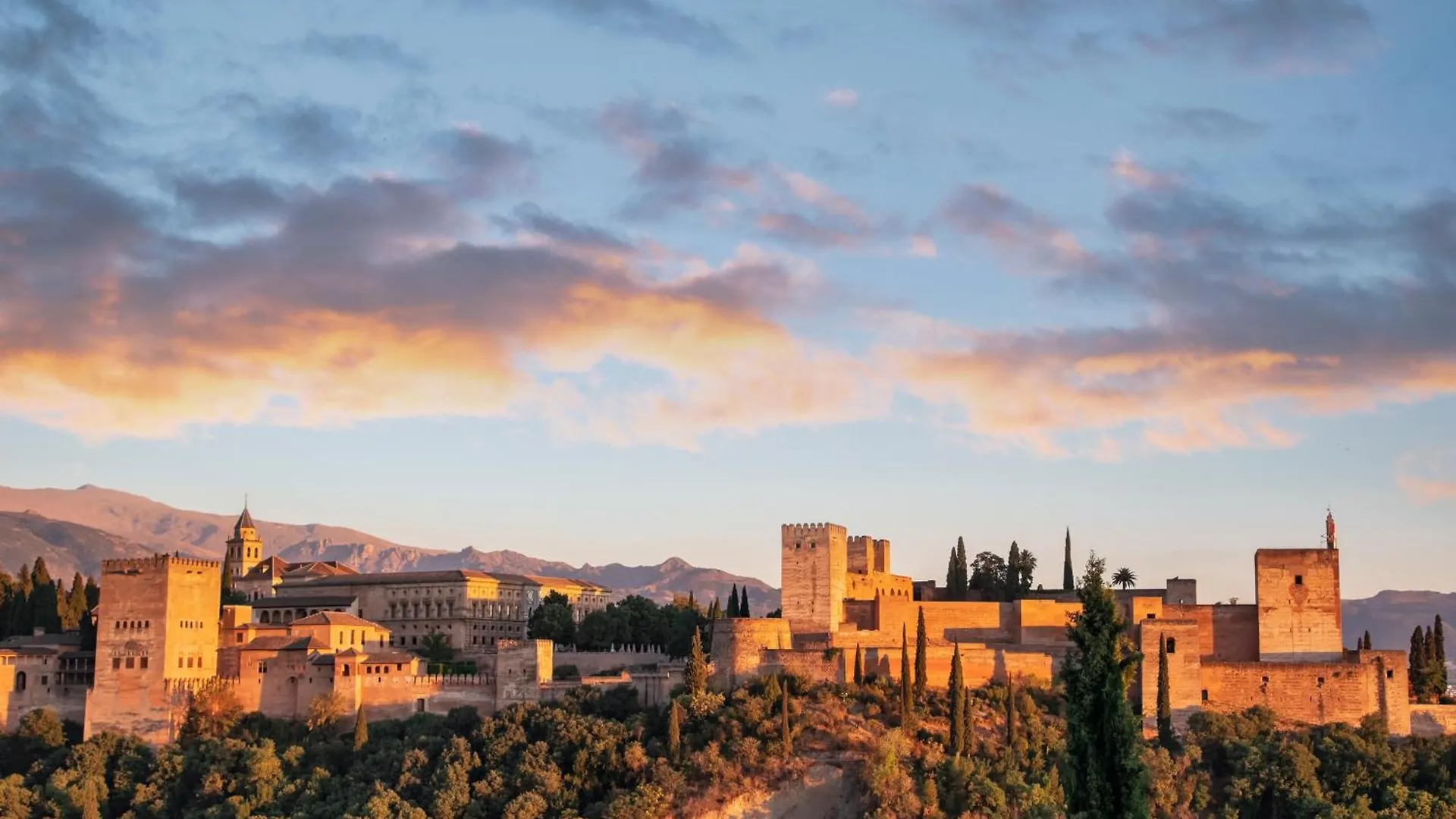 Sky Is Blue In Granada Private Parking Included Apartment Spain