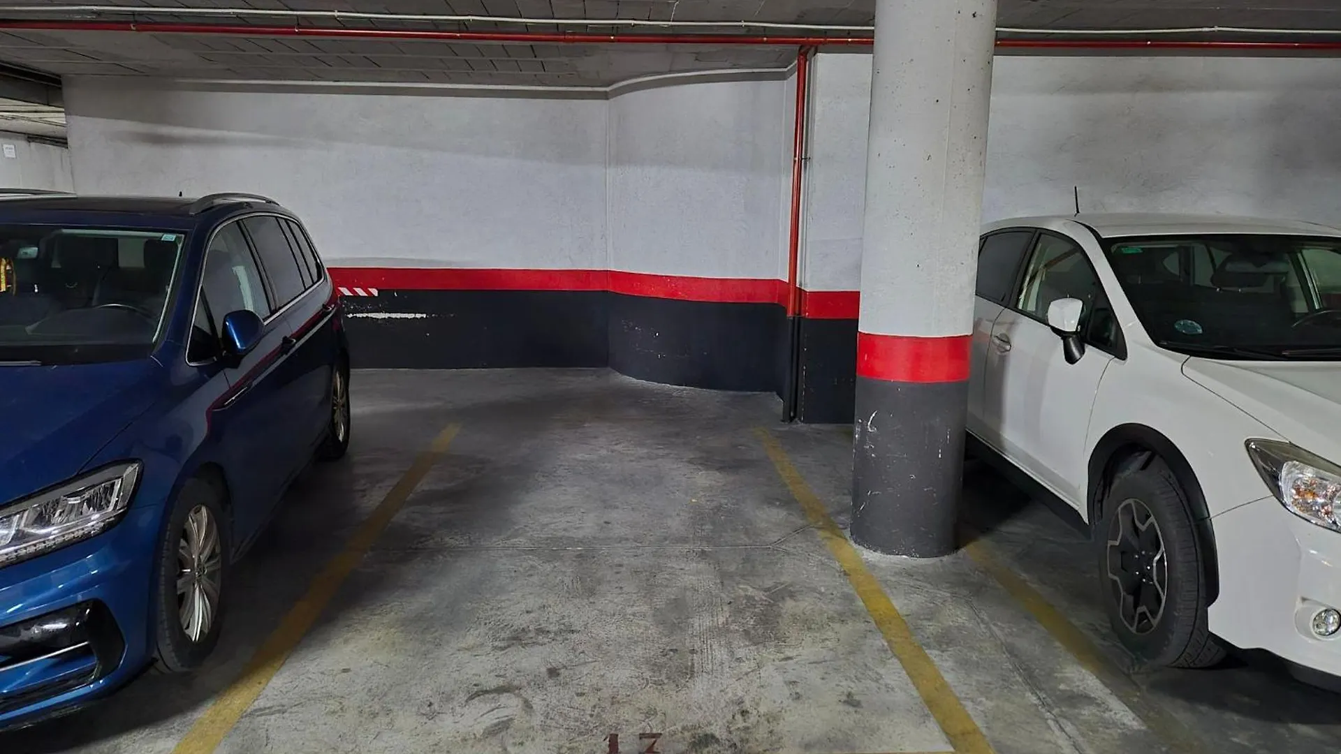 Sky Is Blue In Granada Private Parking Included Apartment