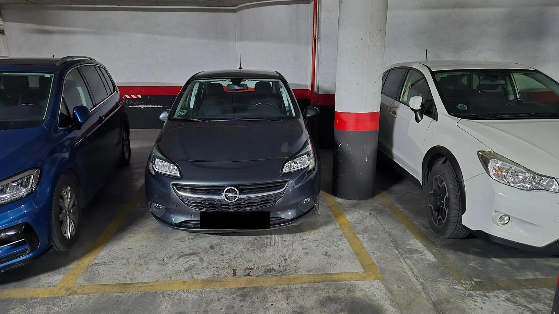 Sky Is Blue In Granada Private Parking Included公寓